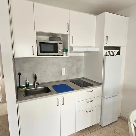 Teguisol Apartament *
