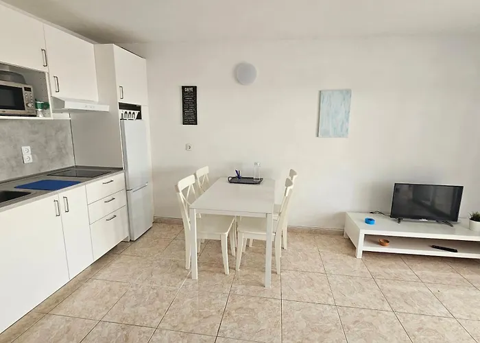 アパート Teguisol *